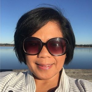 Meet your Posher, A cristina